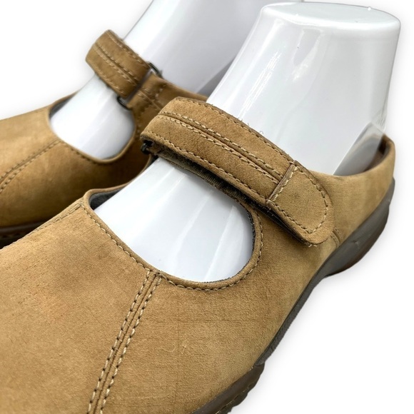 4 for $20 SALE! Clarks Leather Mary Jane Slides Mules, Tan, Size 7.5 - Picture 4 of 10